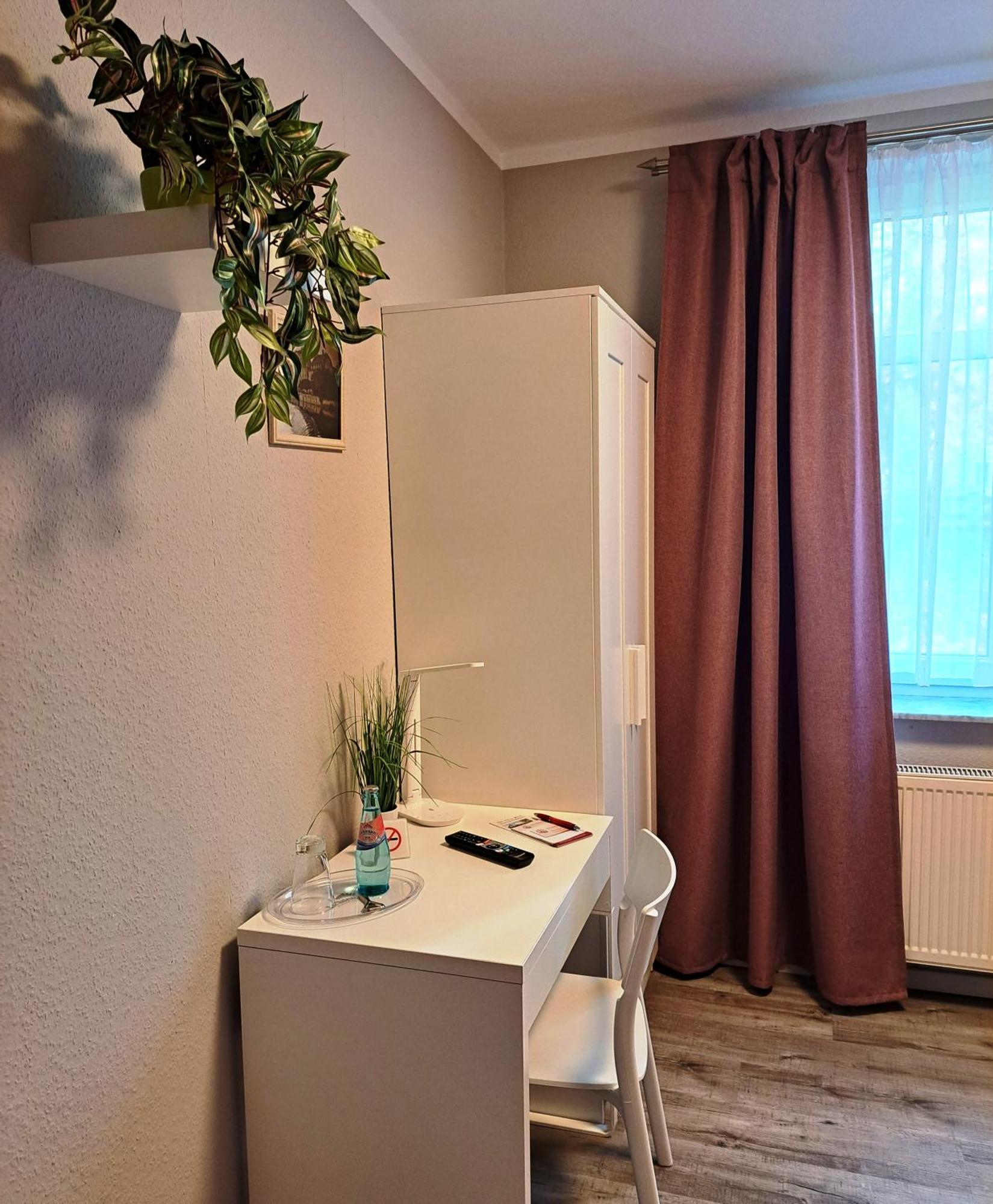 Hotel Altes Badehaus Bad Dürrenberg エクステリア 写真
