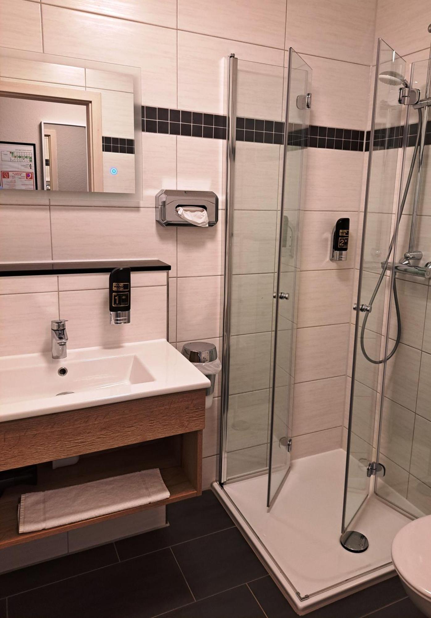 Hotel Altes Badehaus Bad Dürrenberg エクステリア 写真