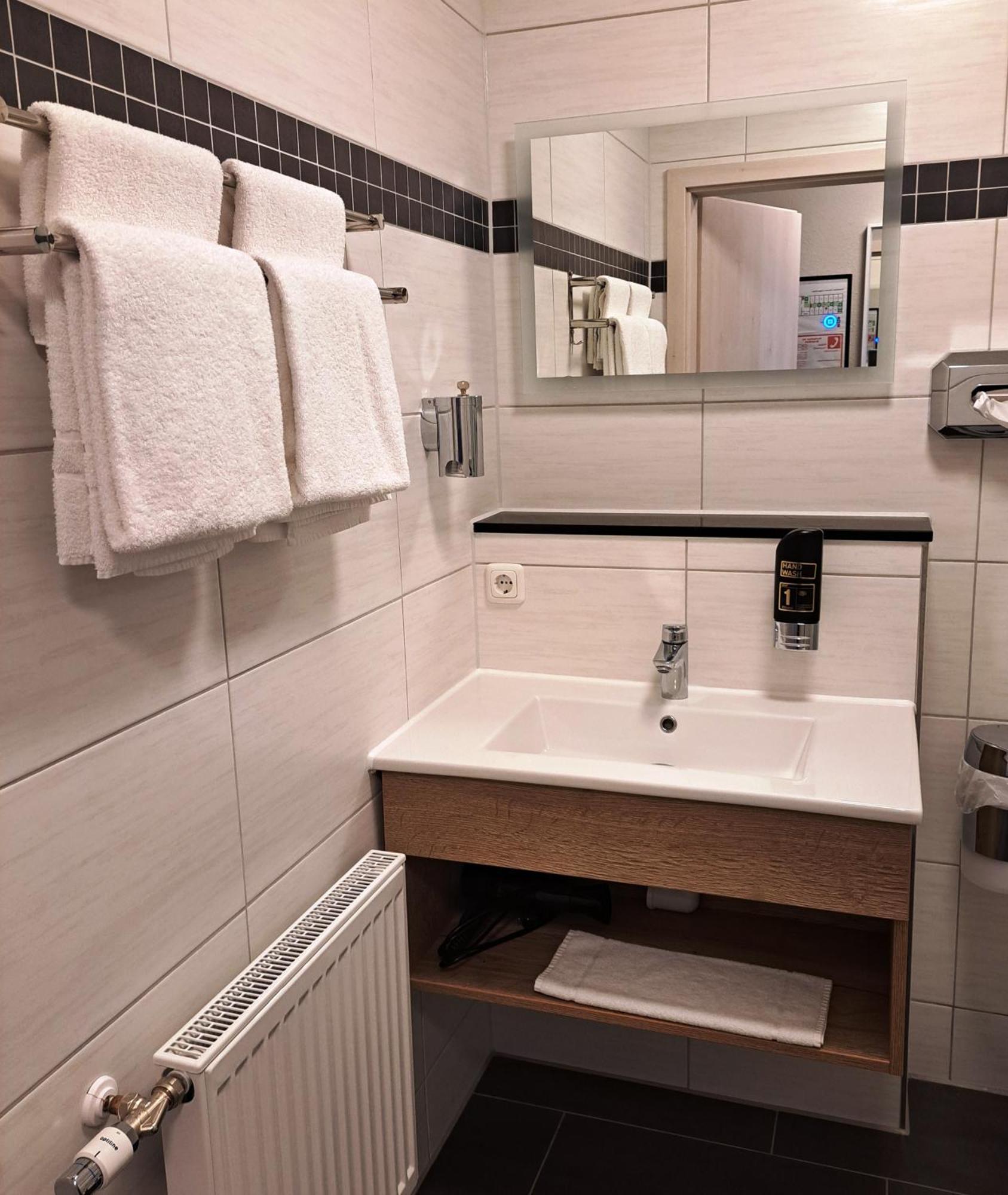 Hotel Altes Badehaus Bad Dürrenberg エクステリア 写真