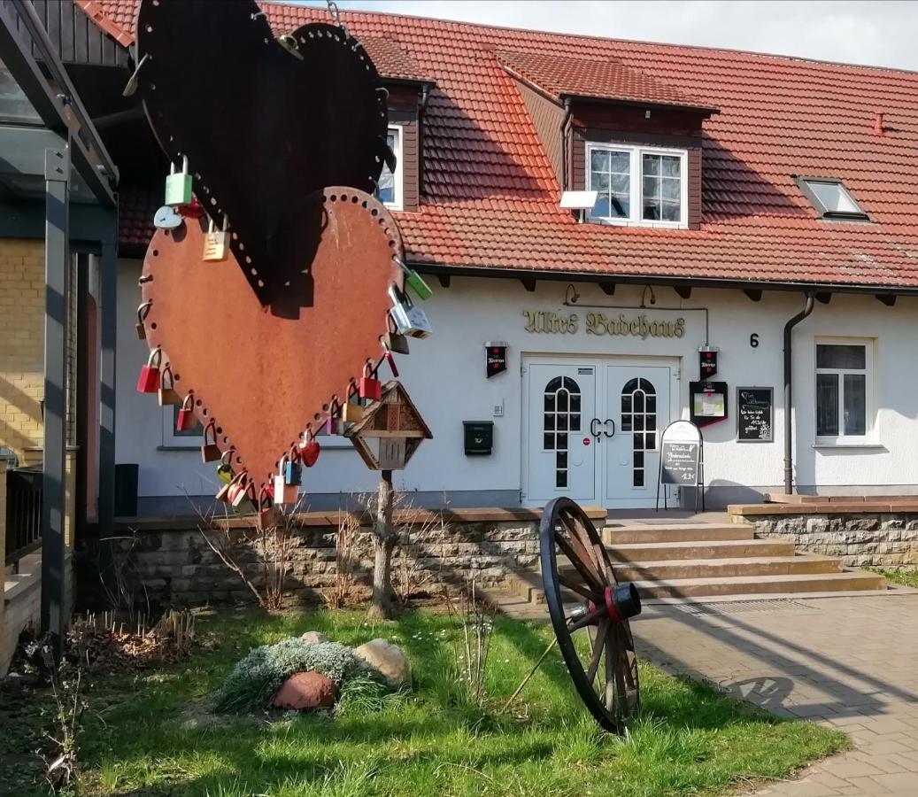 Hotel Altes Badehaus Bad Dürrenberg エクステリア 写真